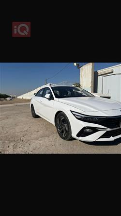 هیوندای ئەلەنترا